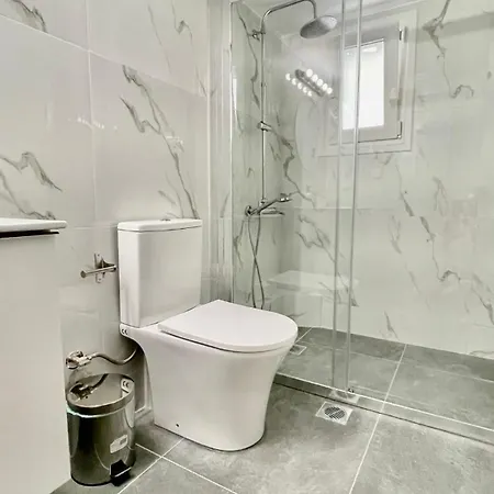 Stylish Spacious Apt At The Centre Of Monastiraki Apartment