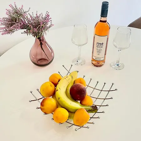 Stylish Spacious Apt At The Centre Of Monastiraki