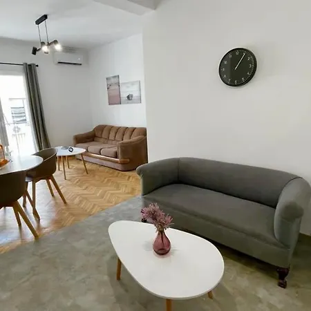 Stylish Spacious Apt At The Centre Of Monastiraki Apartment